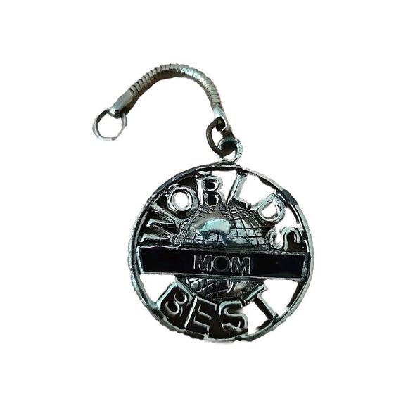 Vintage World's Best Mom Goldtone Keychain W/O Key Hook Pre-owned Unpackaged - Picture 1 of 2